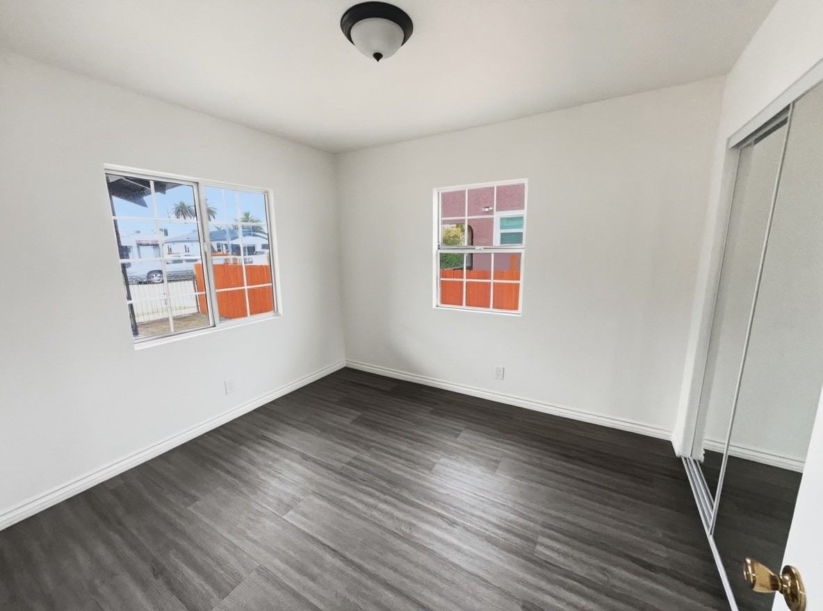 321 W 83rd St #1 - Photo 7 of 24