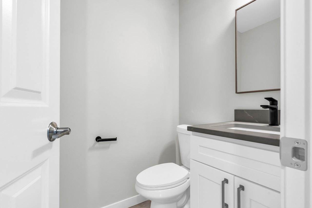 441 Ne Alder St #1 - Photo 6 of 21