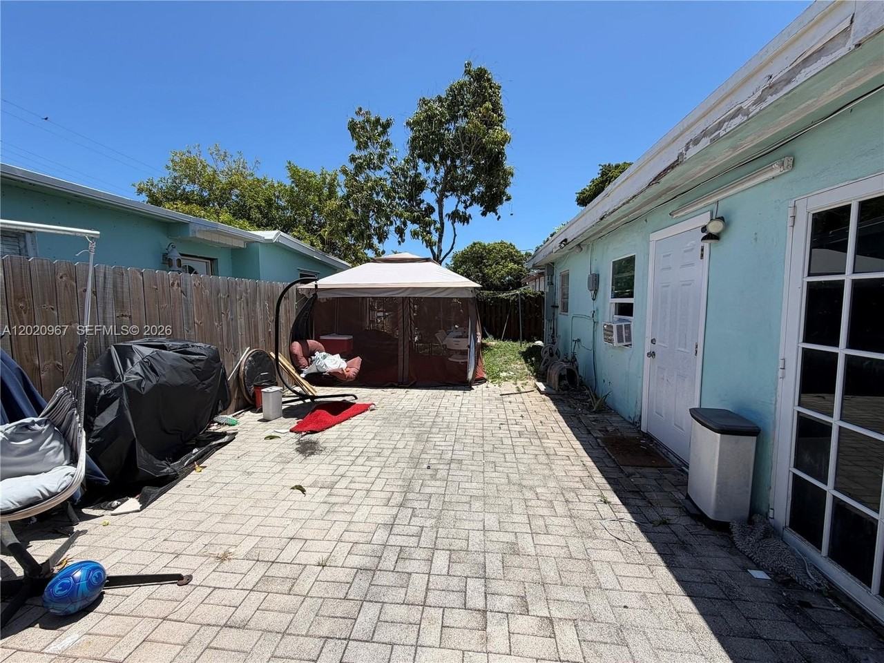 1927 Arthur St - Photo 6 of 10