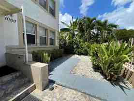 1060 Nw 47th St #8 - Photo 1 of 1
