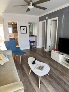 602 Ne 37th St #B - Photo 6 of 14