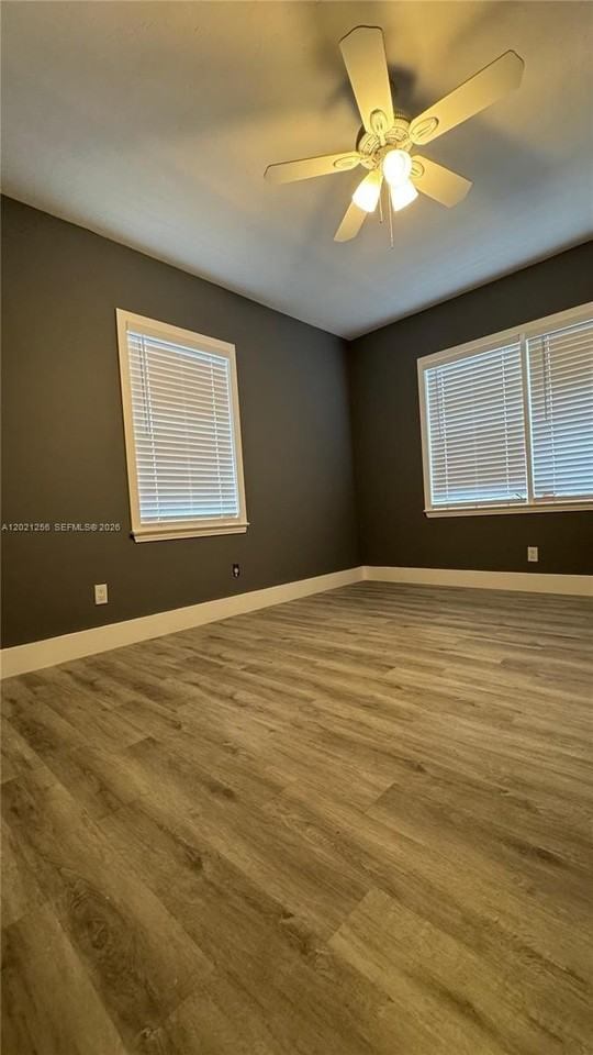 820 Se 12th St #1 - Photo 7 of 10