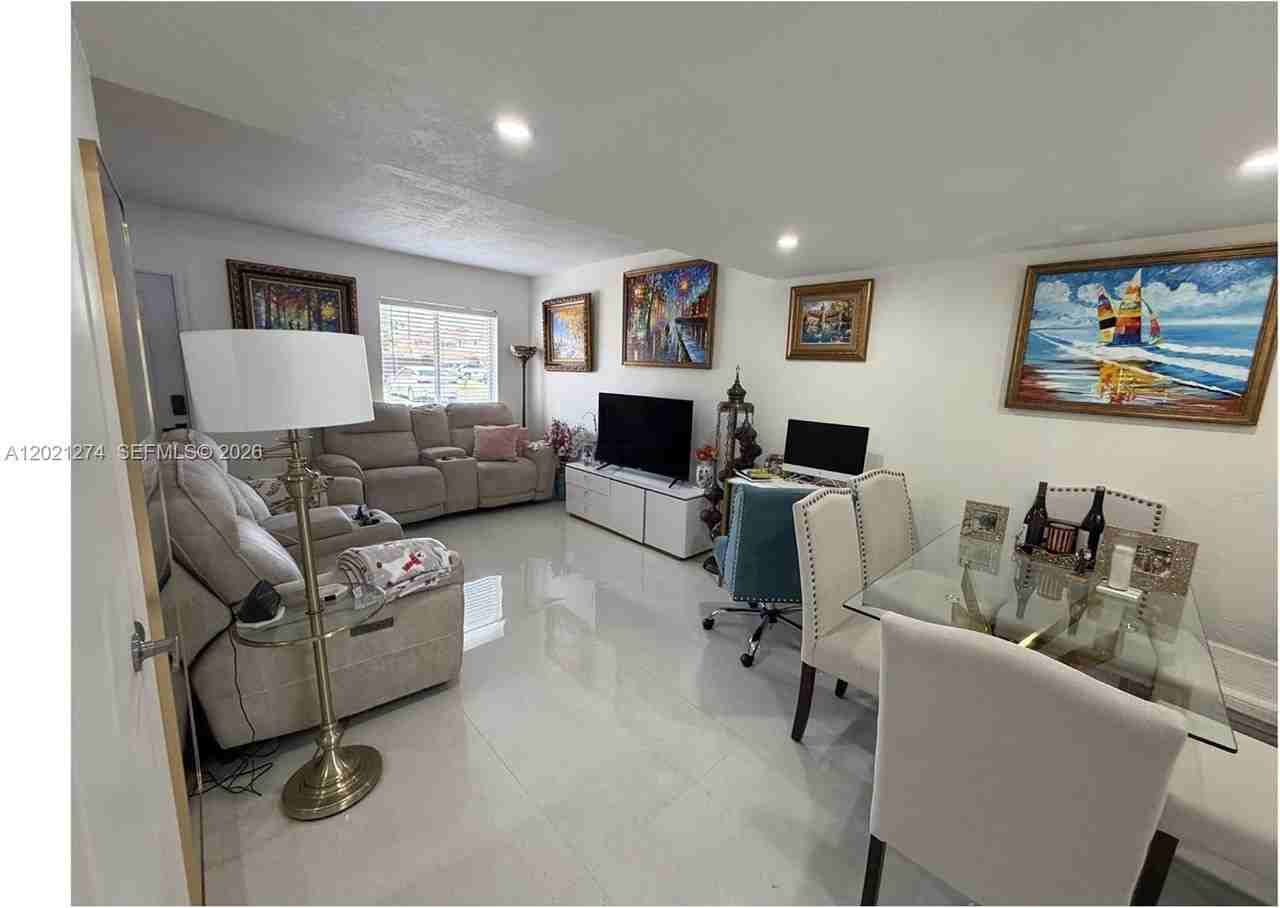 8265 Nw 6th Ter #251 - Photo 5 of 25