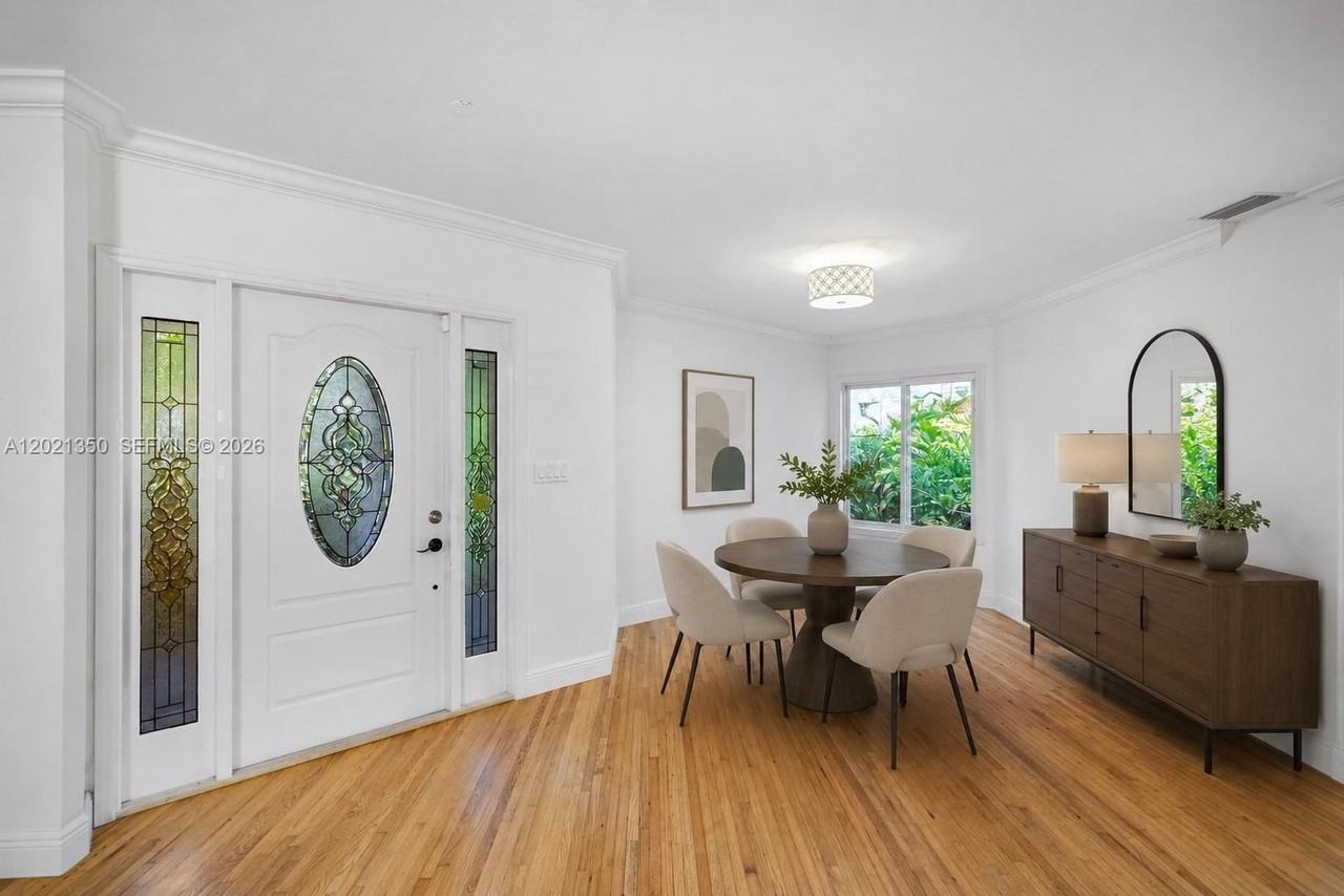 648 Sevilla Ave - Photo 5 of 46