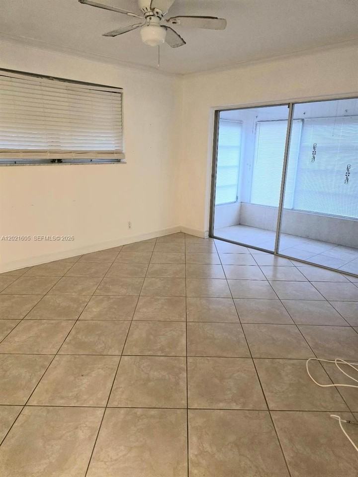 2309 Park Ln #116 - Photo 7 of 16