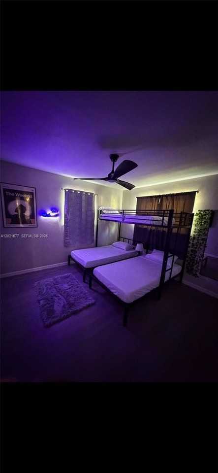 370 Hand Ave - Photo 6 of 33