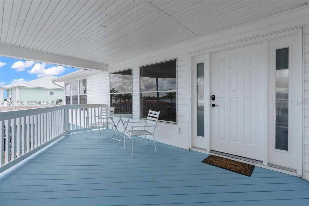 13521 Stacey Dr - Photo 6 of 34