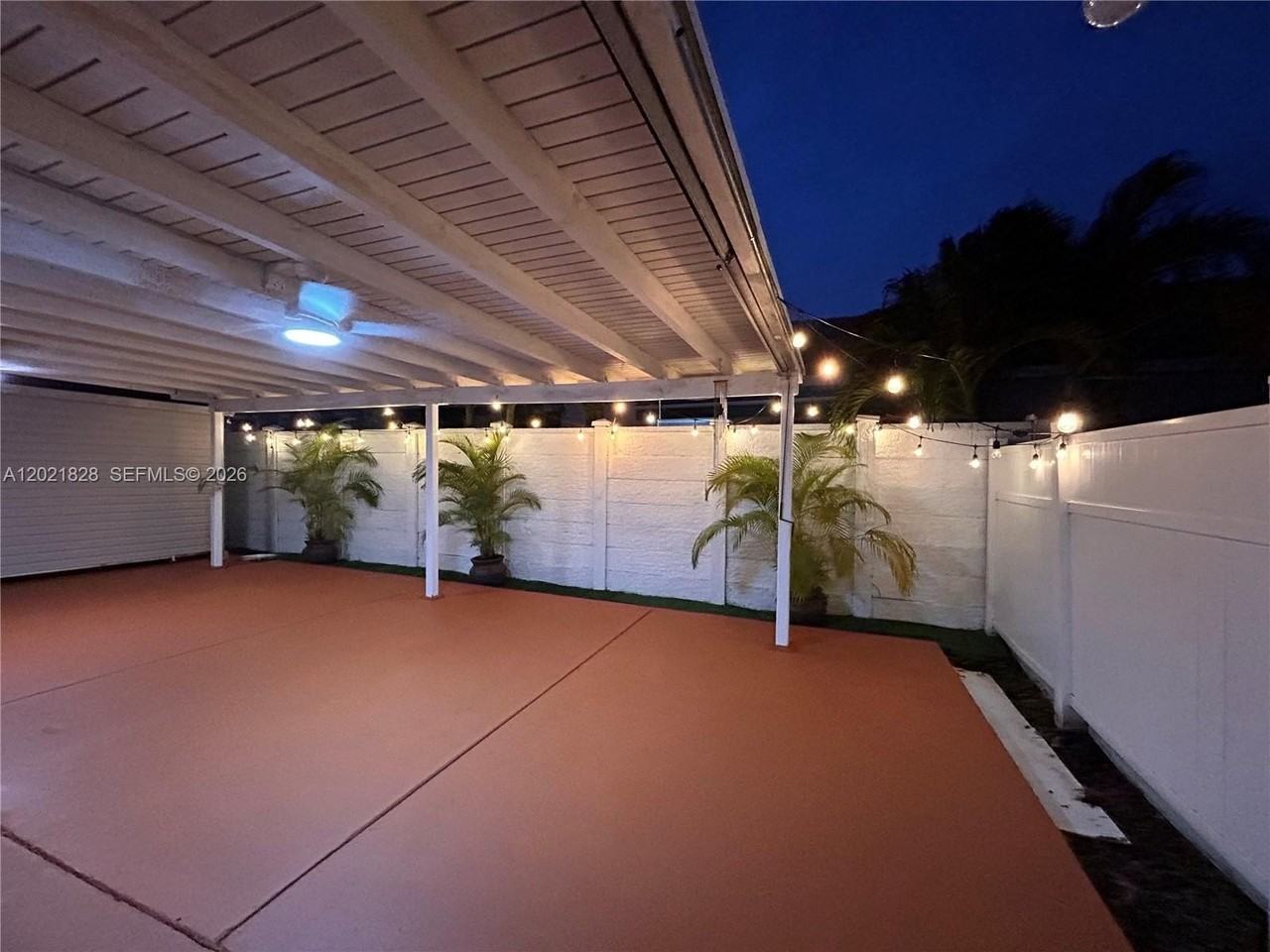 14956 Sw 39th St - Photo 4 of 32