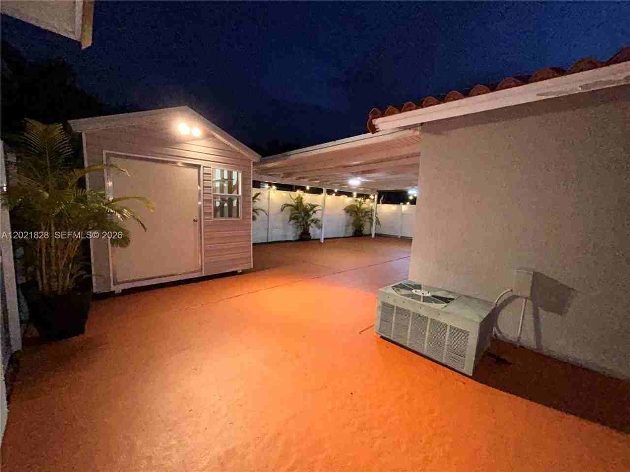 14956 Sw 39th St - Photo 5 of 32