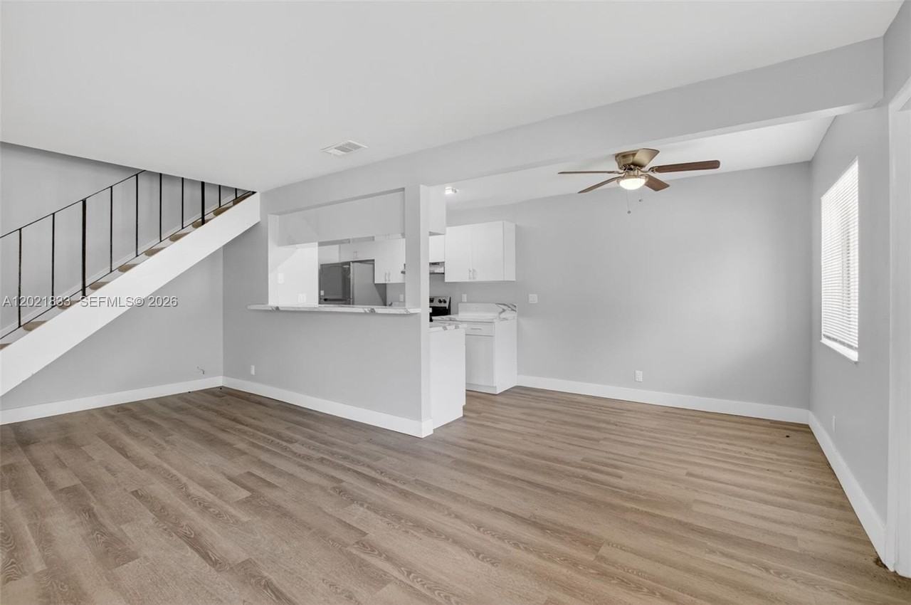 1511 Ilene Ct #4 - Photo 5 of 29
