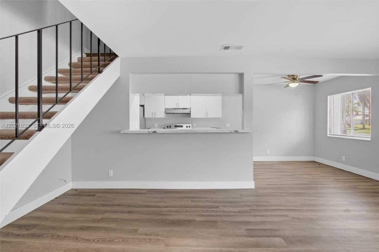 1511 Ilene Ct #4 - Photo 6 of 29