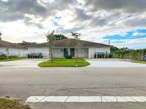 10380 Nw 10th Ave - Photo 2 of 8