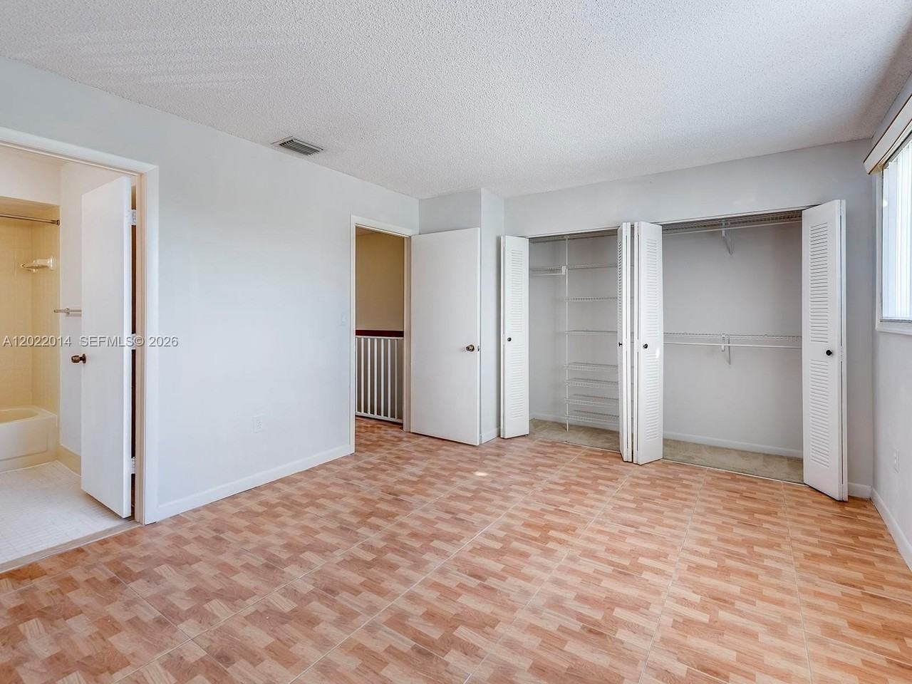 1351 Nw 124th Ave #1351 - Photo 4 of 18