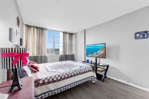featured image of 2025 Ne 164th St #808