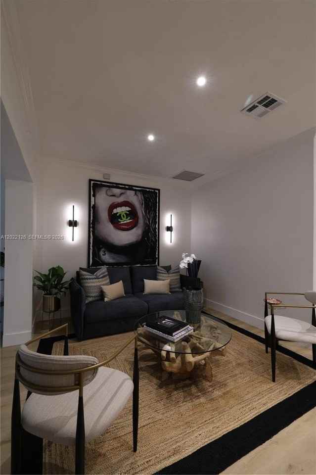 2338 Sw 11th St #2338 - Photo 5 of 50