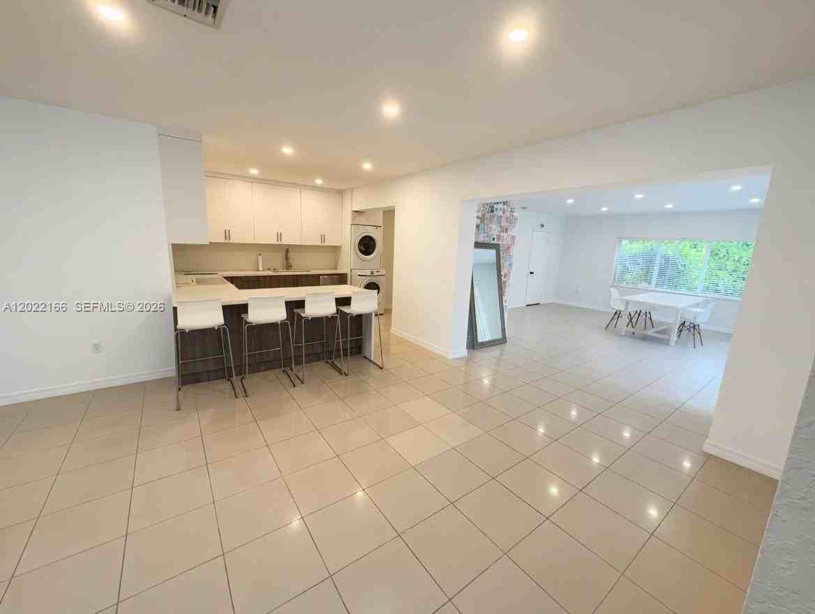5314 Orduna Dr #5314 - Photo 3 of 7