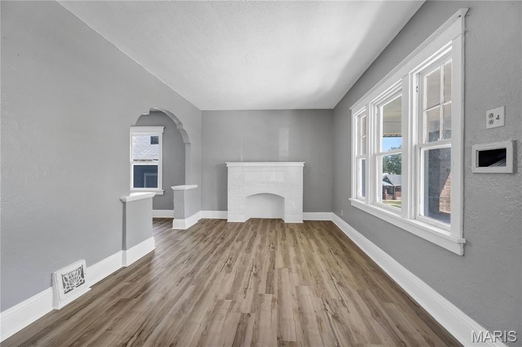 5721 Floy Ave - Photo 3 of 12