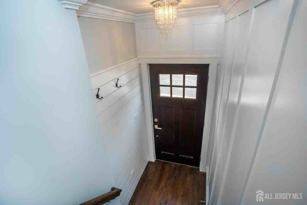 234 Main St - Photo 3 of 32