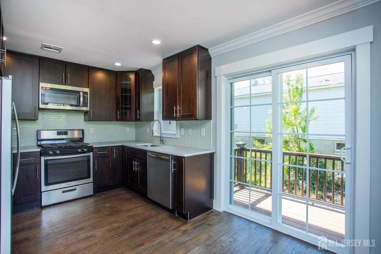 234 Main St - Photo 7 of 32