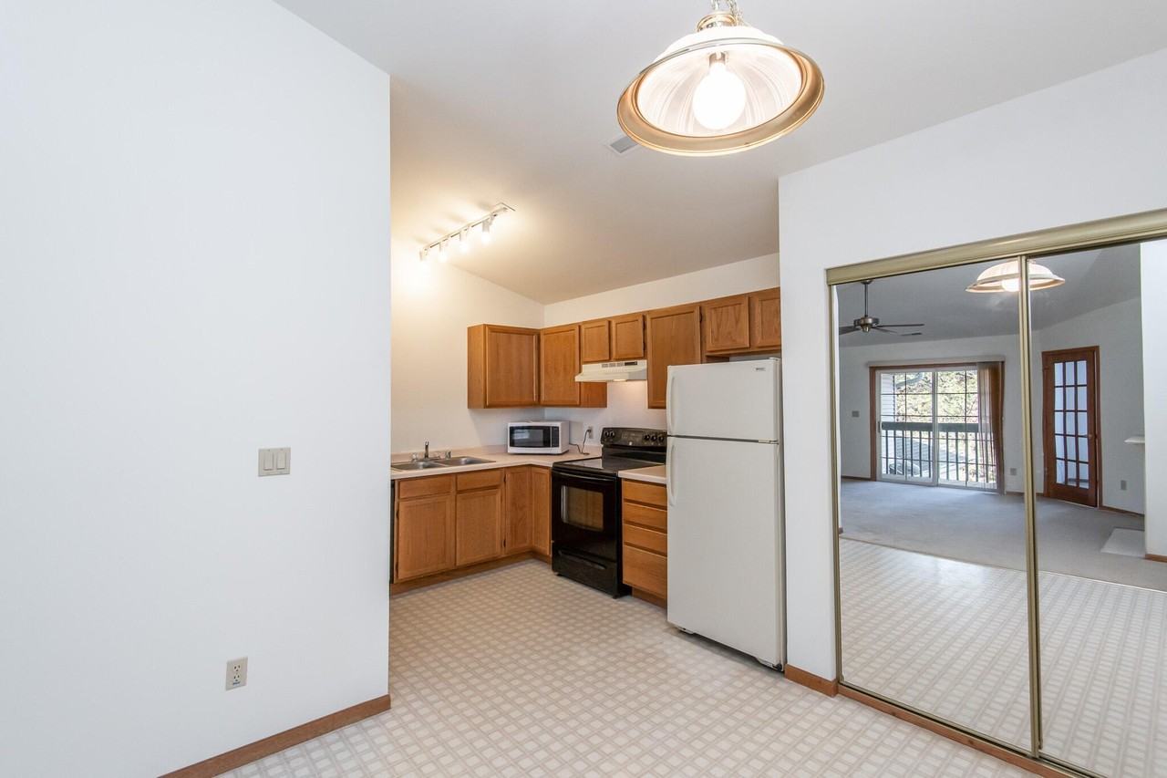 1825 E Racine Ave #1 - Photo 5 of 25