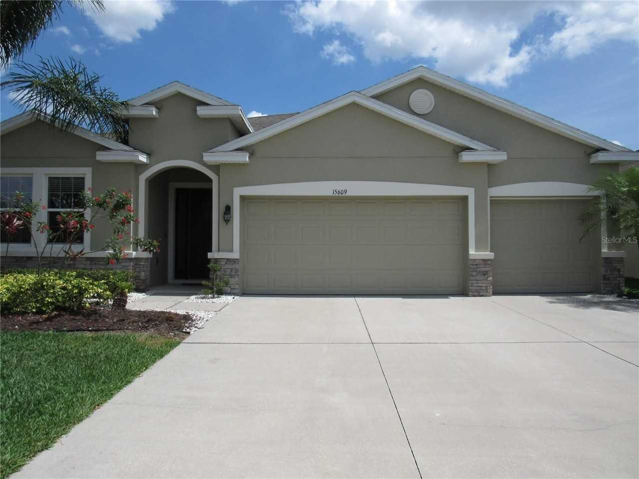15609 Trinity Fall Way - Photo 6 of 40
