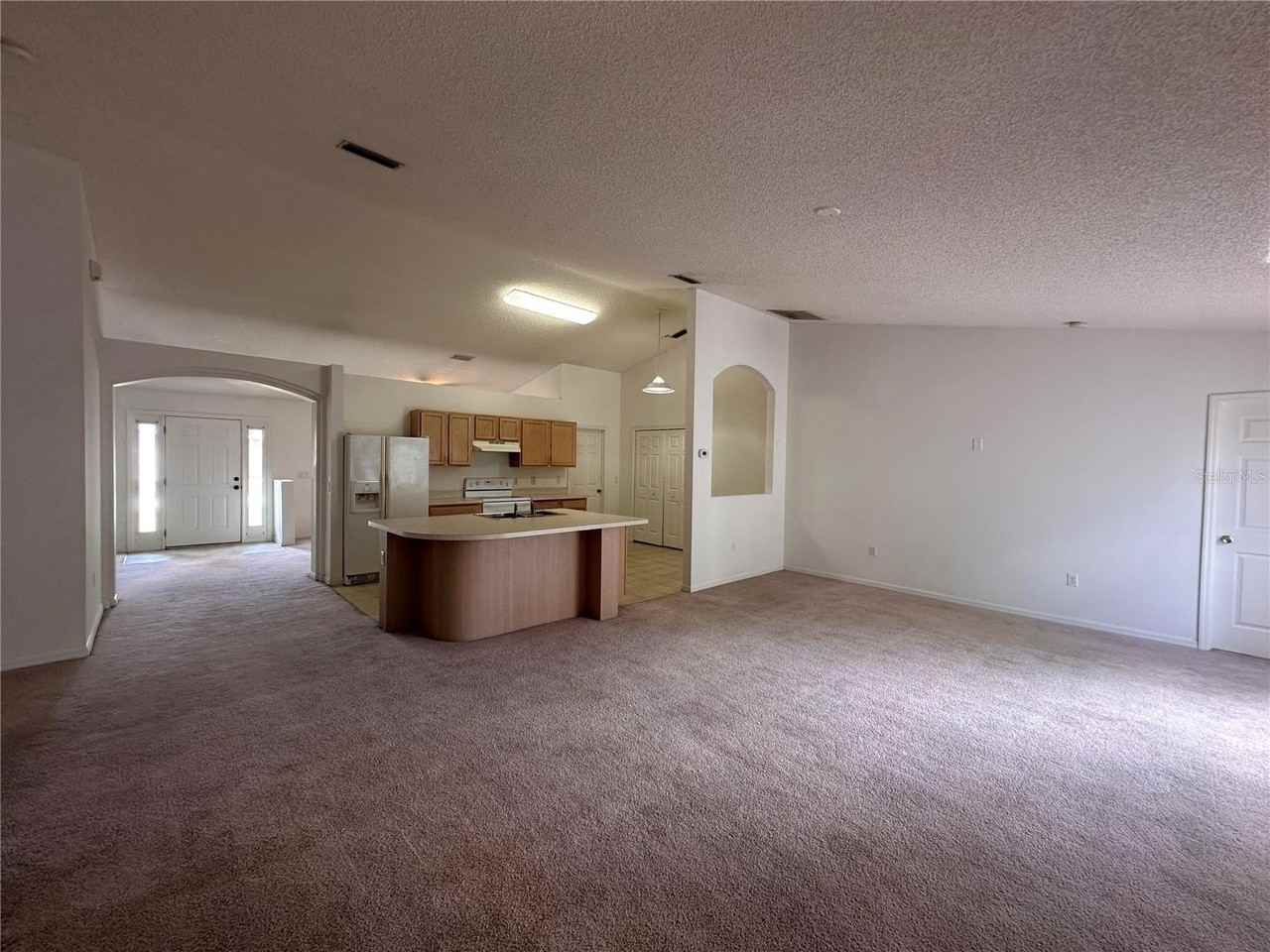 33 Rybark Ln - Photo 7 of 28