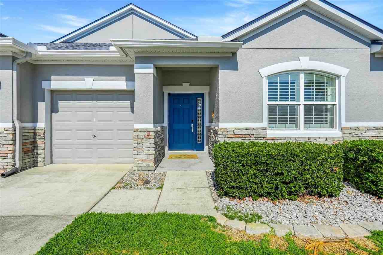 10901 Lemay Dr - Photo 6 of 47