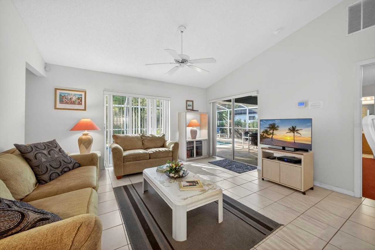 1416 Thousand Oaks Blvd - Photo 3 of 28