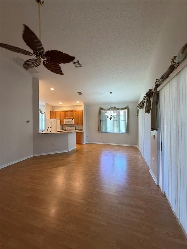 785 Summit Greens Blvd - Photo 5 of 50