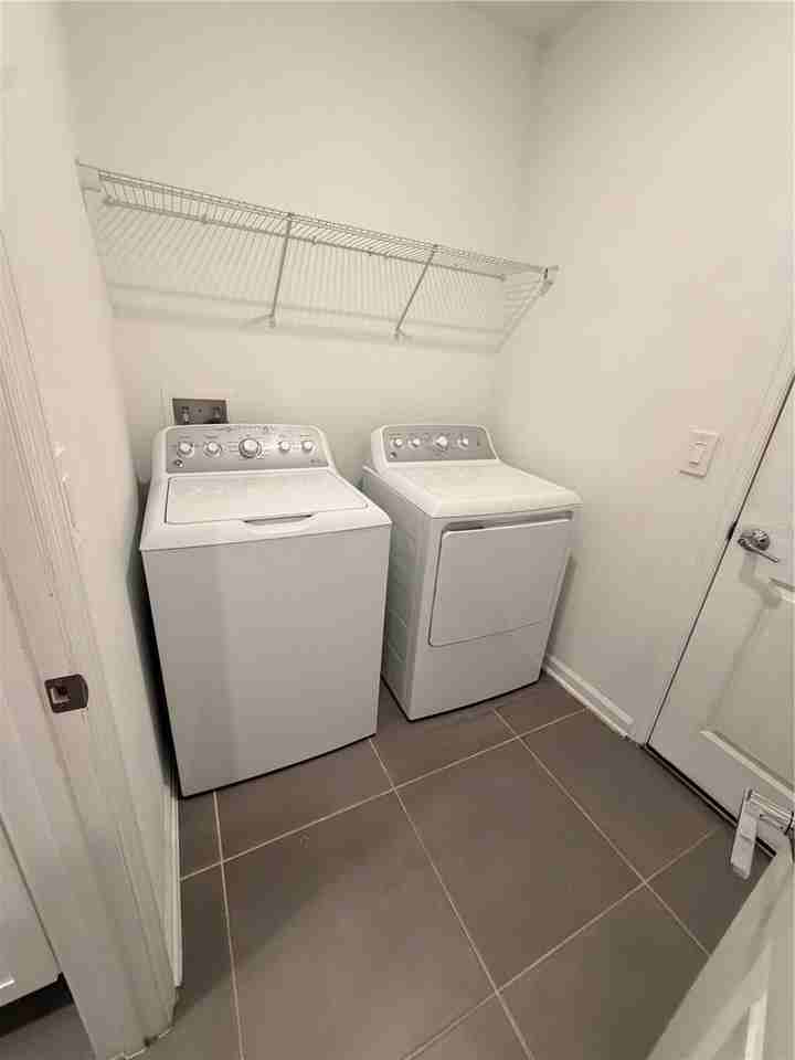 926 Jackson Ave - Photo 6 of 25