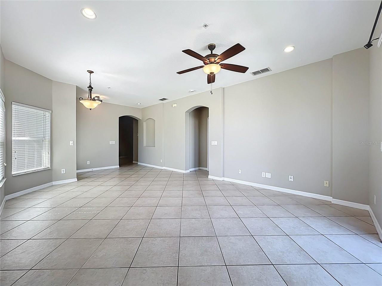 679 Canyon Stone Cir - Photo 6 of 47