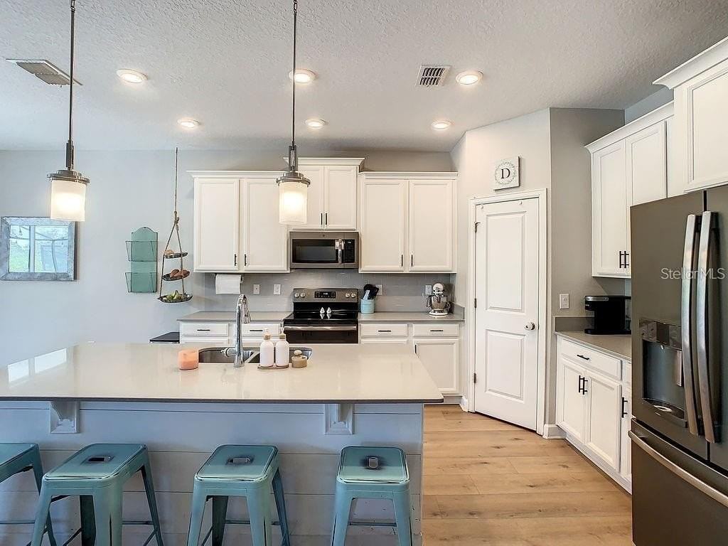 10264 Love Story St - Photo 7 of 33