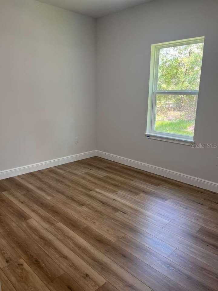 10990 N Adler Dr - Photo 7 of 16