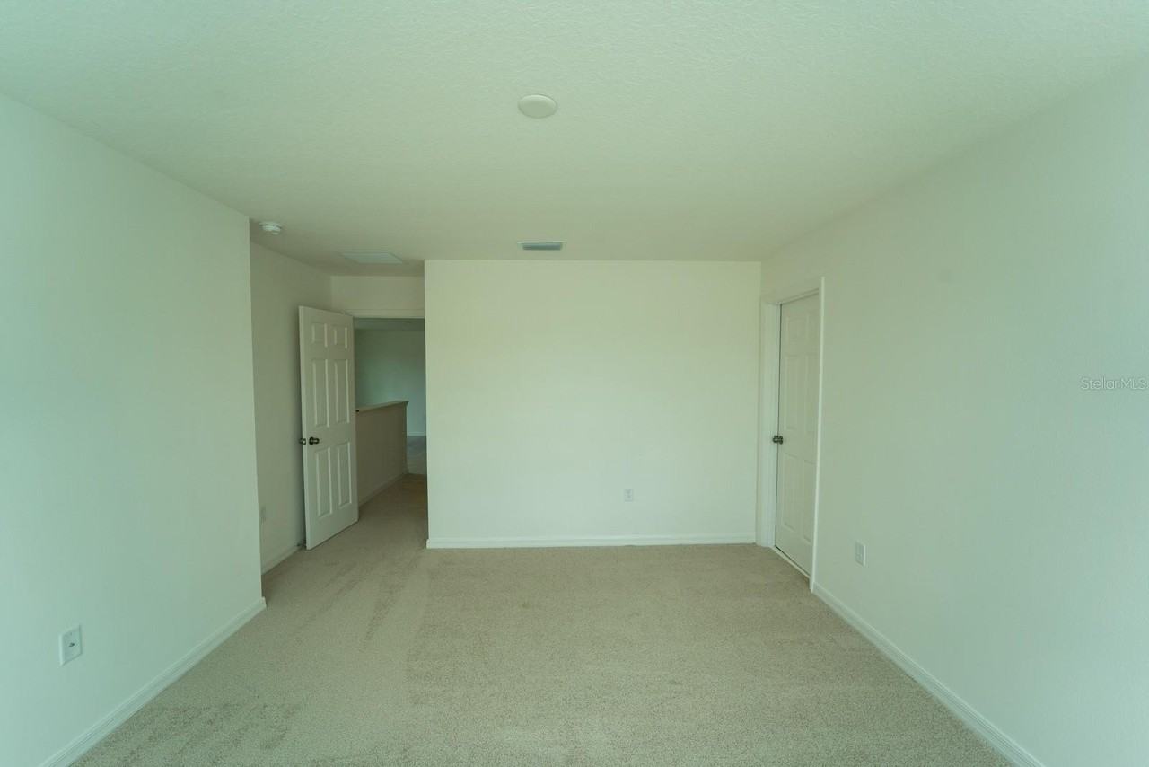 1673 Swan Swim Dr - Photo 6 of 32