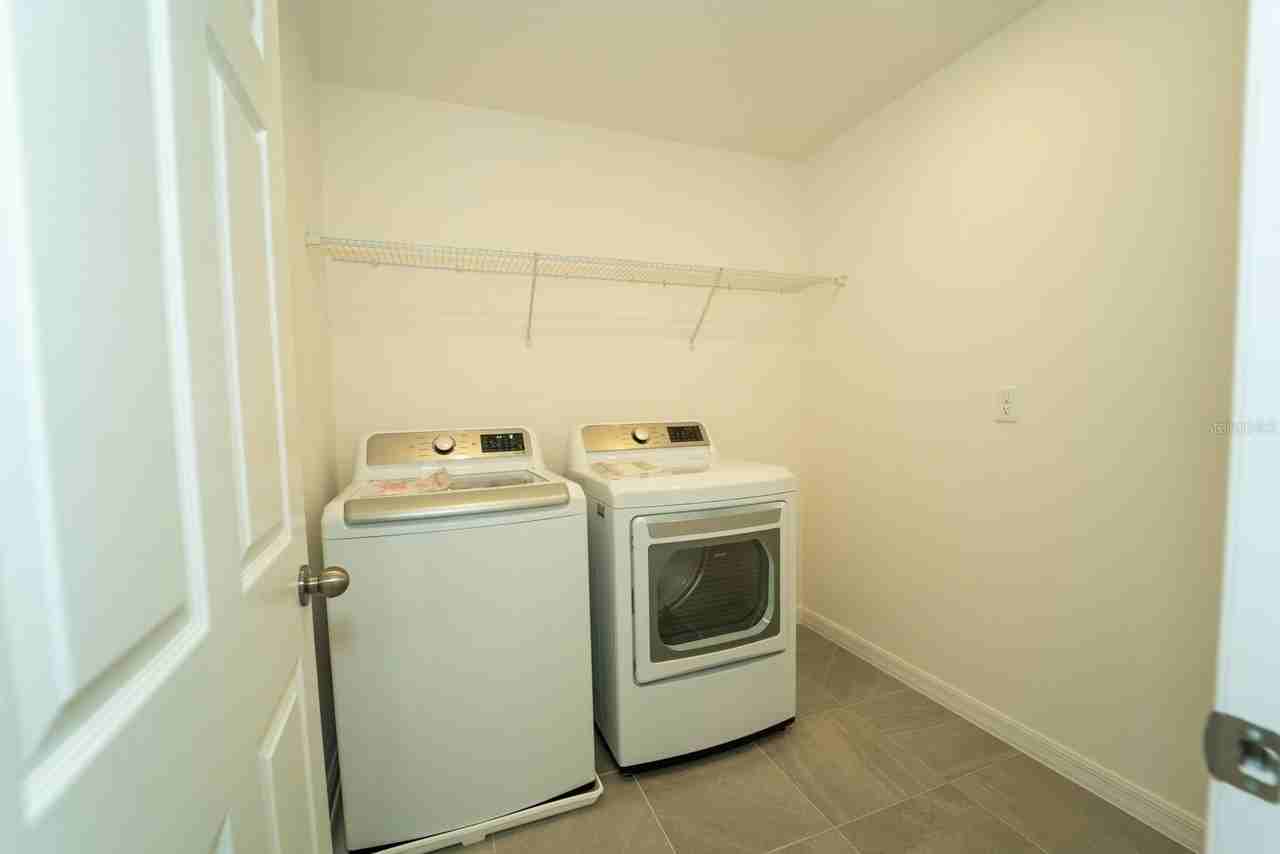 1673 Swan Swim Dr - Photo 7 of 32