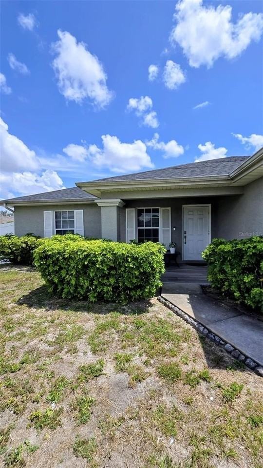 706 Nw 1st Ln - Photo 2 of 28