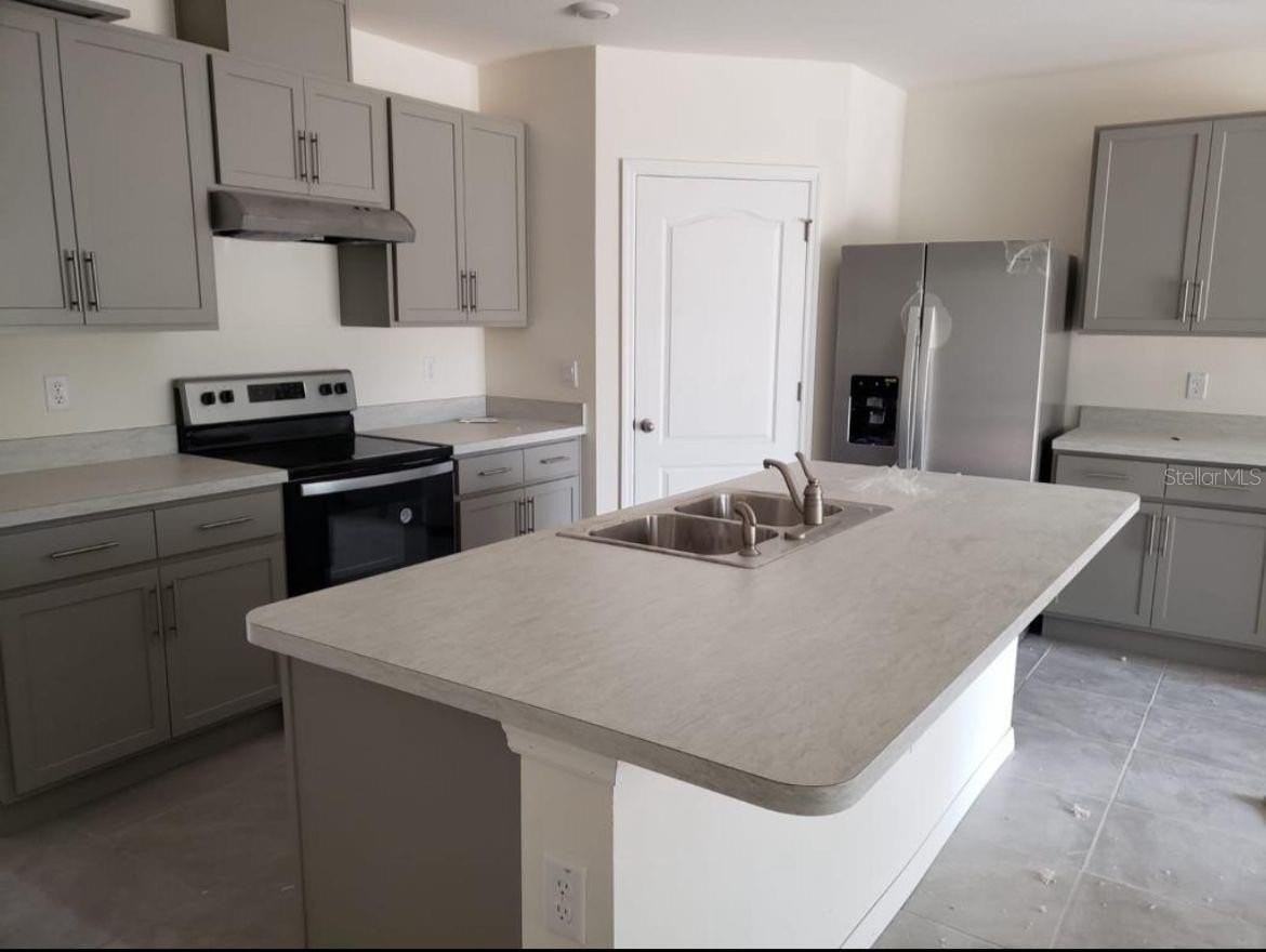 713 Fulmar Ct - Photo 2 of 20