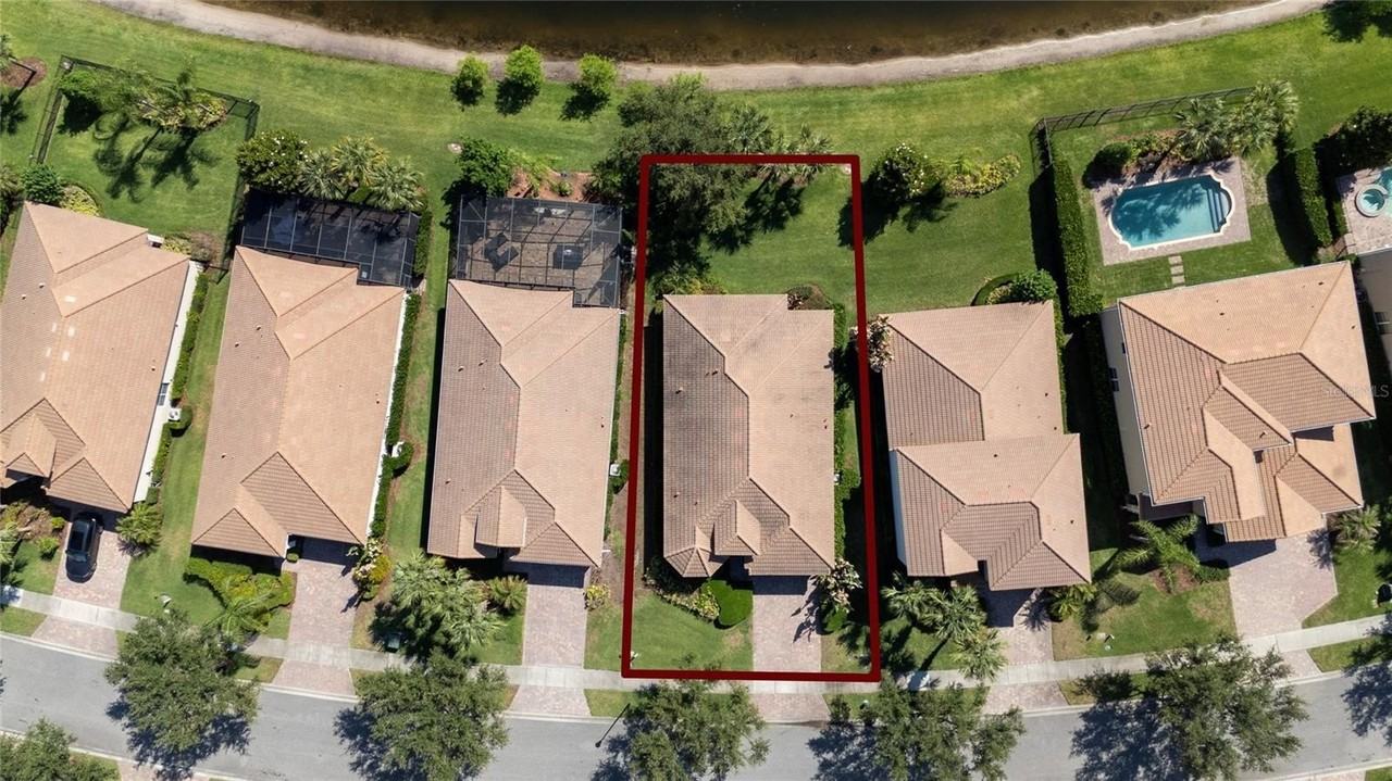 11967 Xenia Ln - Photo 4 of 44