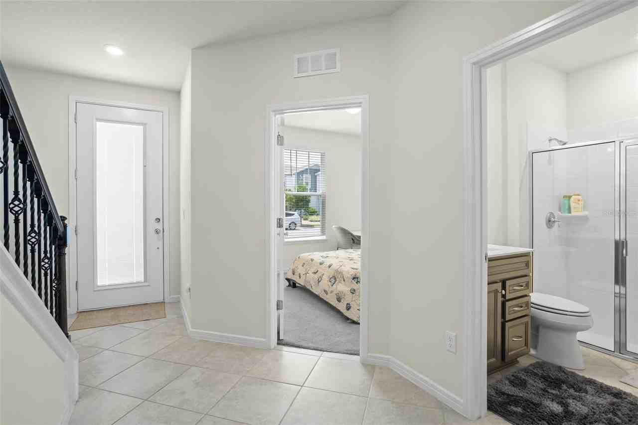 10449 Folly Beach Rd - Photo 5 of 46