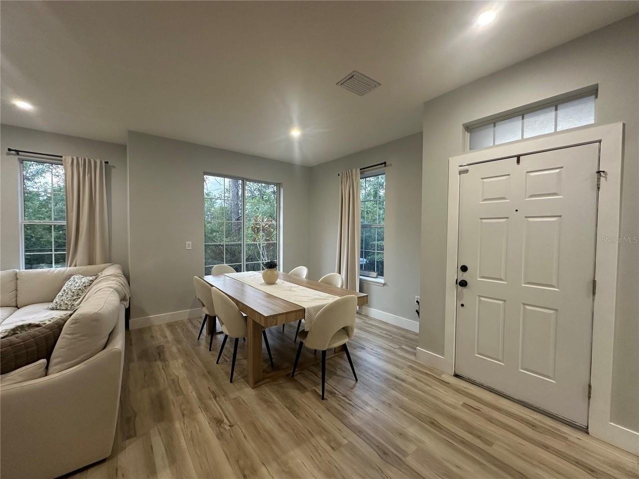 7544 Red Mill Cir - Photo 5 of 26
