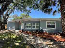 featured image of 331 E 6th St