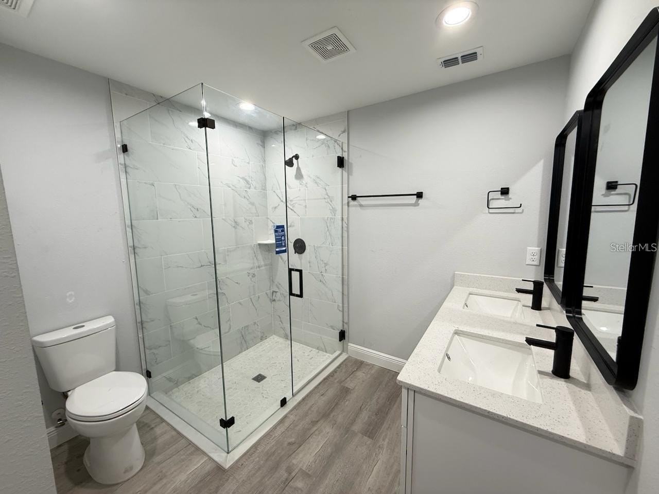 608 Cougar Blvd - Photo 5 of 9