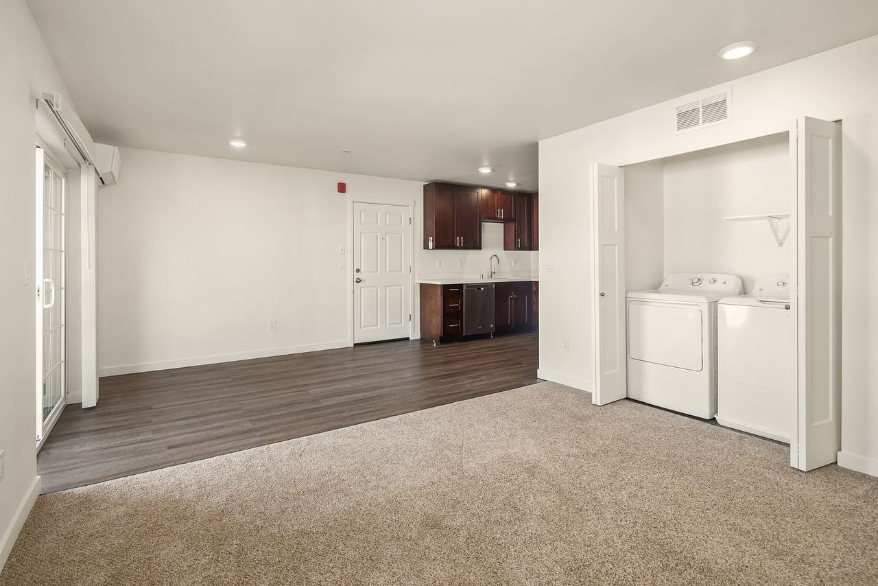 The Lake Apartments - Photo 7 of 25
