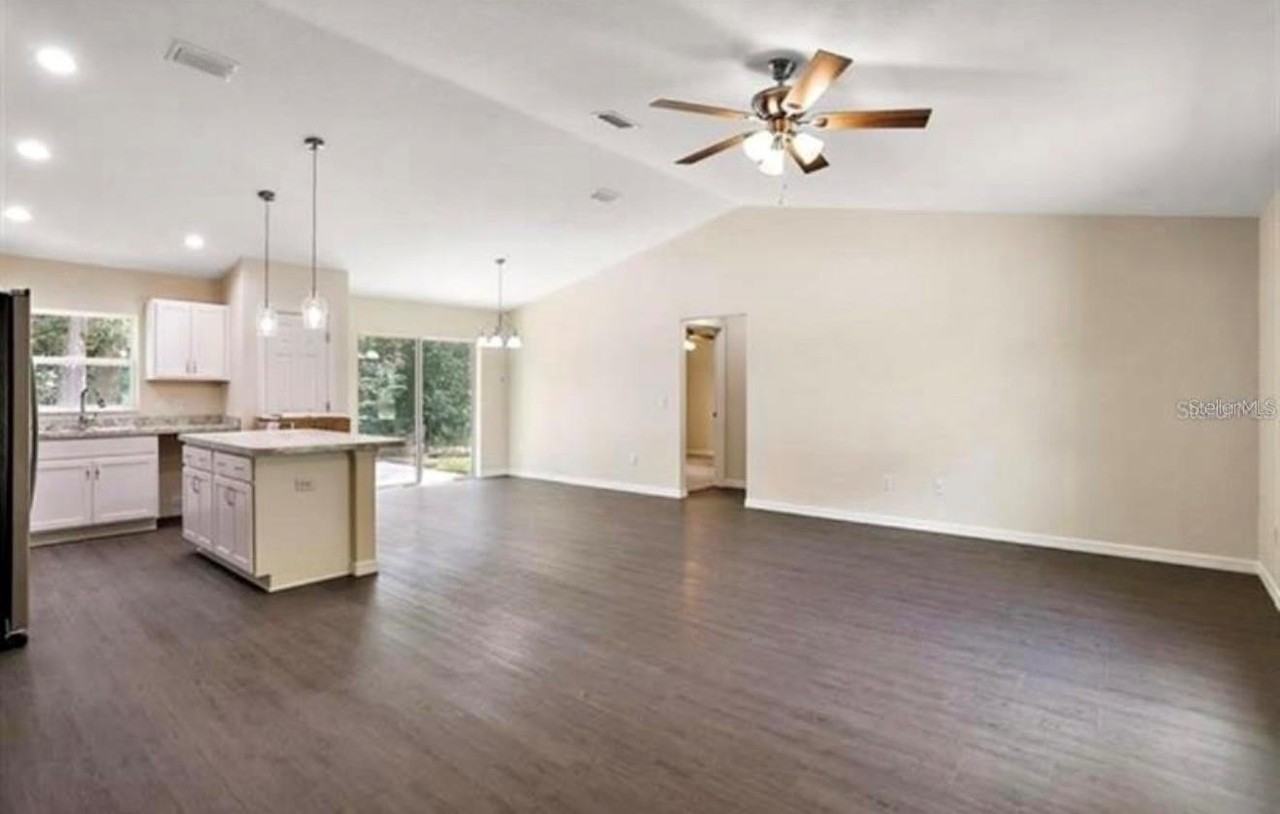 2920 Se 49th Pl - Photo 4 of 14
