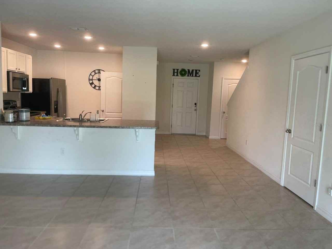 9004 Wildflower Ln - Photo 3 of 19
