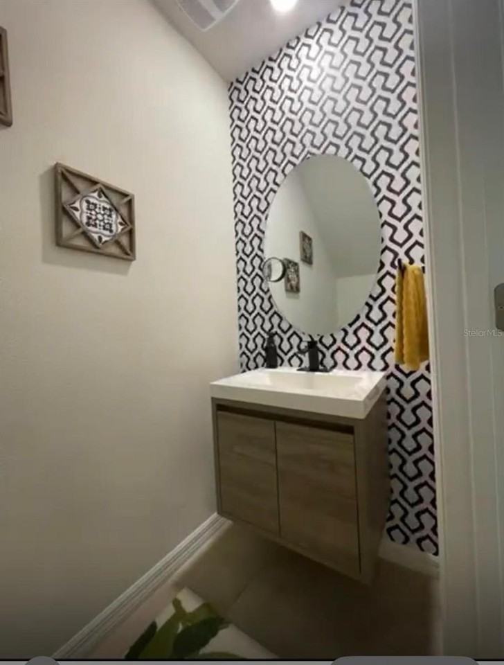 9004 Wildflower Ln - Photo 5 of 19
