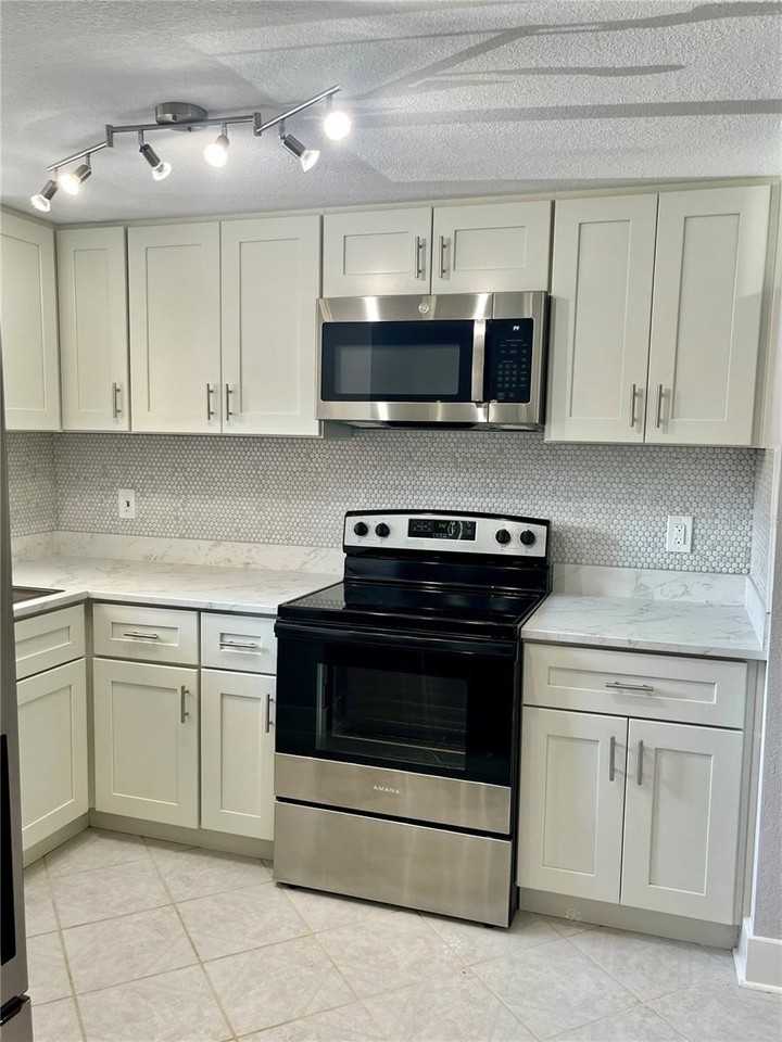 4550 Overlook Dr Ne #156 - Photo 5 of 29