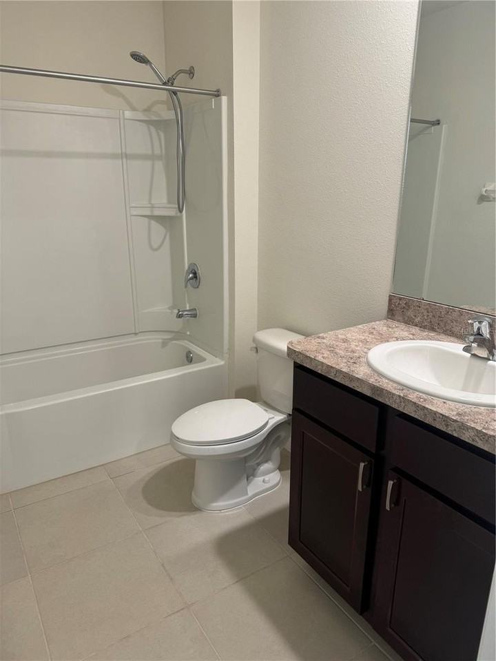 2442 Knight Island Dr - Photo 7 of 13