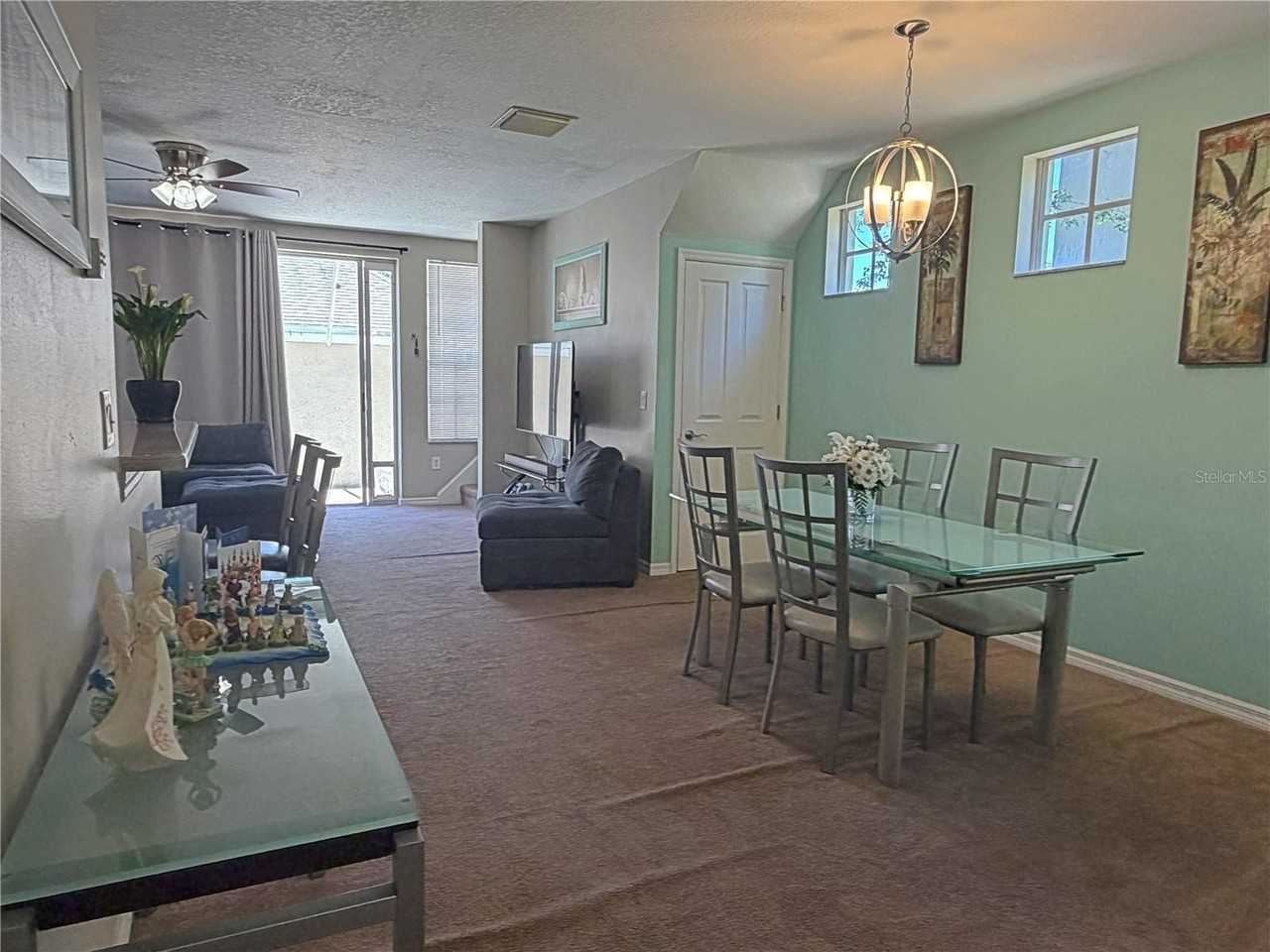 6129 Fishhawk Crossing Blvd - Photo 7 of 37