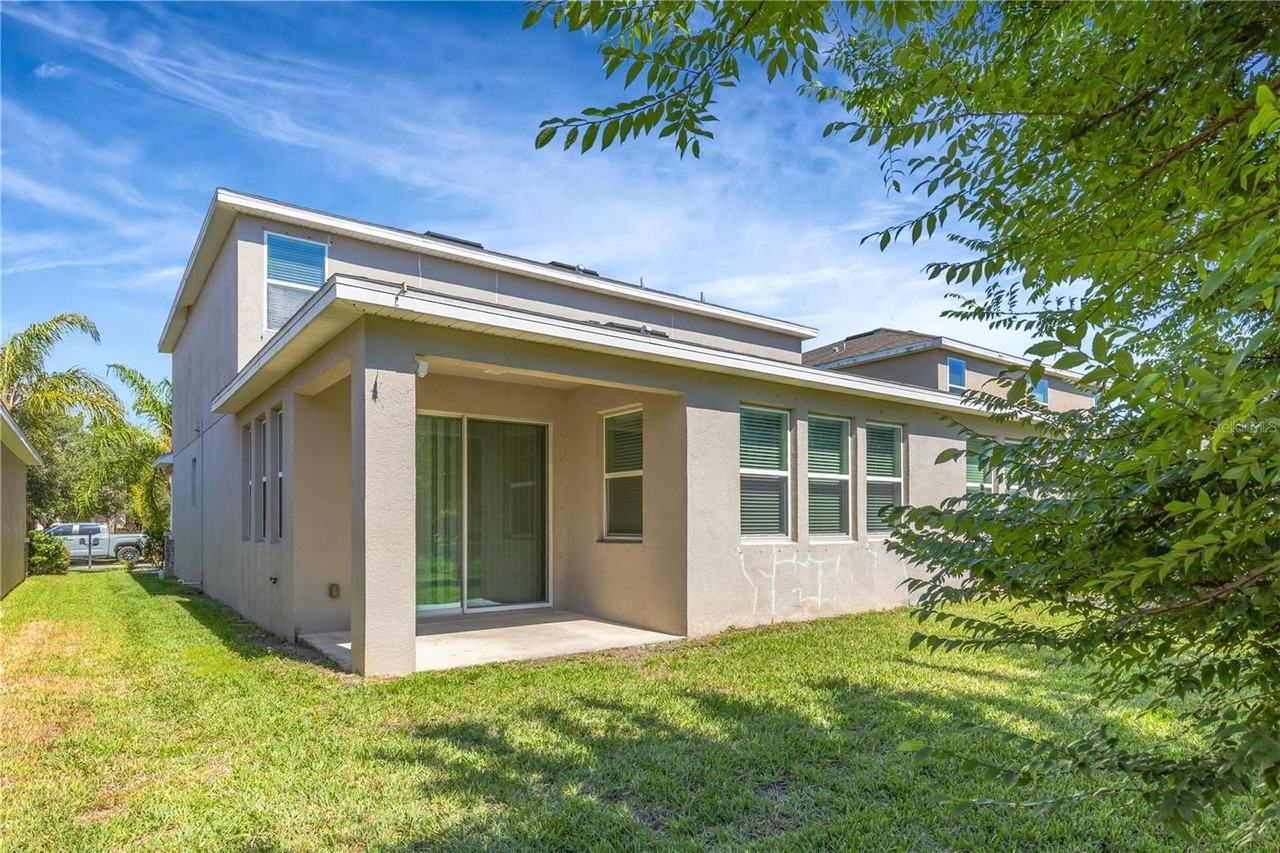 11607 Warren Oaks Pl - Photo 4 of 49